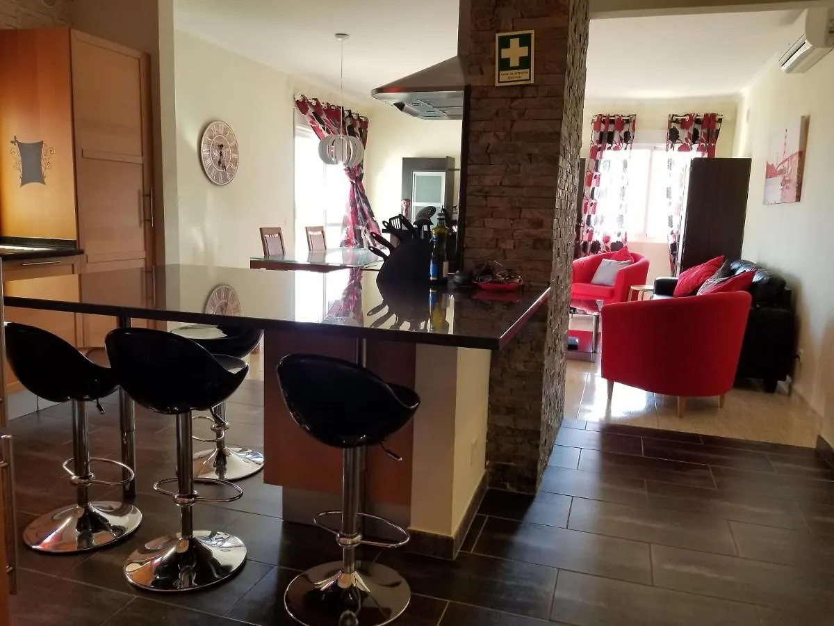 Sunny Apartment Al-Sakia, Quarteira, Vilamoura