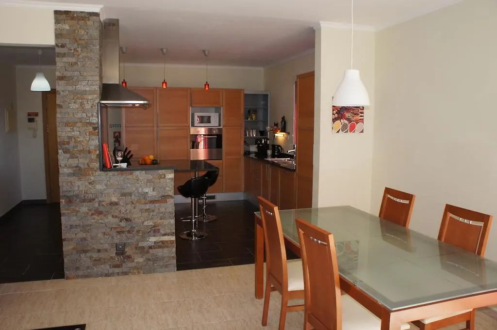 Sunny Apartment Al-Sakia, Quarteira, Vilamoura