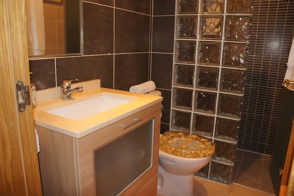 Sunny Apartment Al-Sakia, Quarteira, Vilamoura 0*, Quarteira